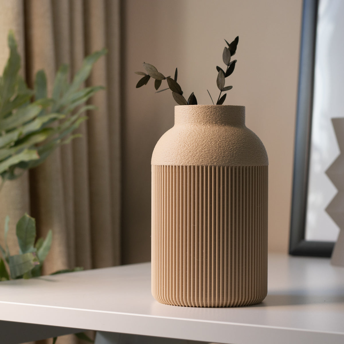 Paxon - Geribbelde Slanke Moderne Vaas — sfeer (1438447_4)