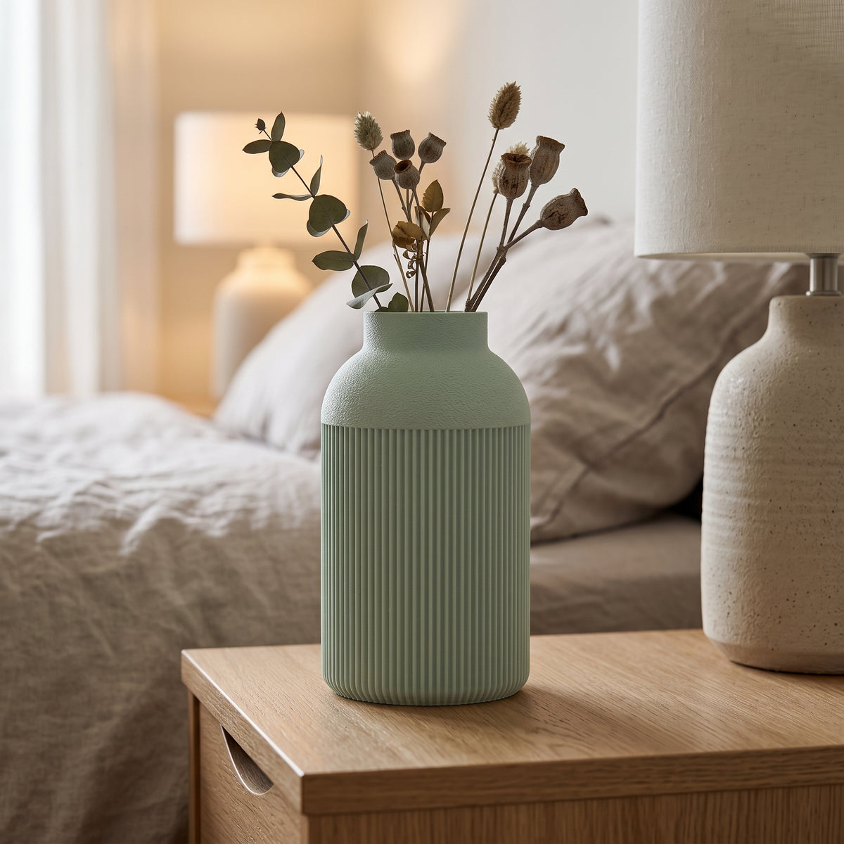 Paxon - Geribbelde Slanke Moderne Vaas — sfeer (salie)