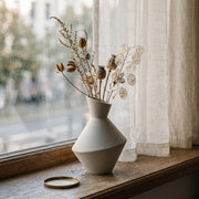 Daris - Taps Toelopende Geometrische Moderne Vaas — sfeer (creme)