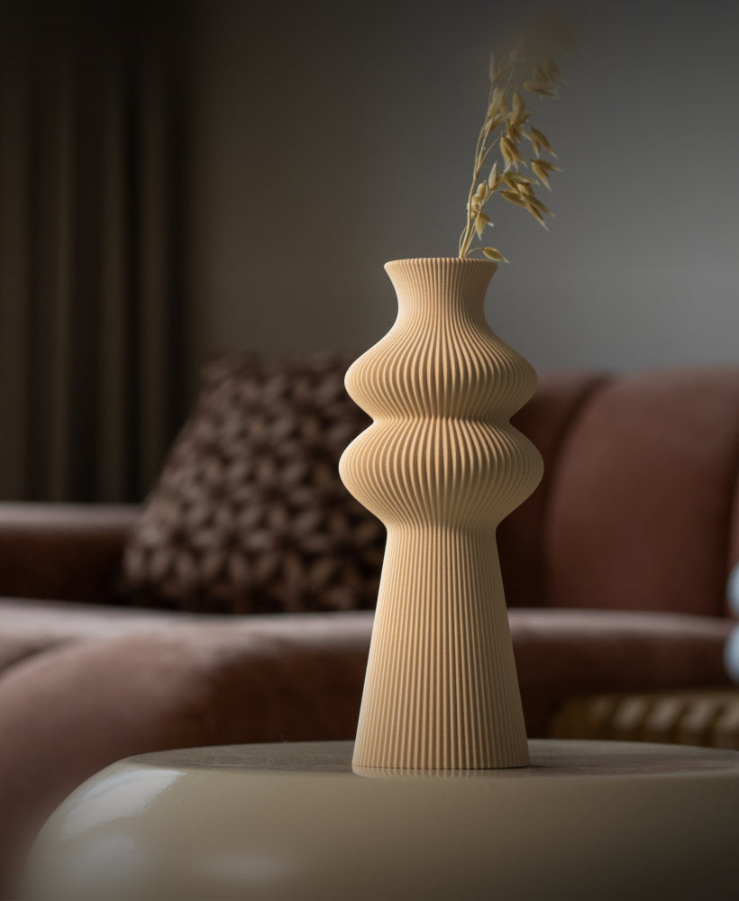 Merit - Slanke Moderne Vaas — sfeer (1454747_1)