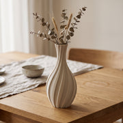 Lumi - Spiraal Geribbelde Sculpturale Design Vaas — sfeer (creme)