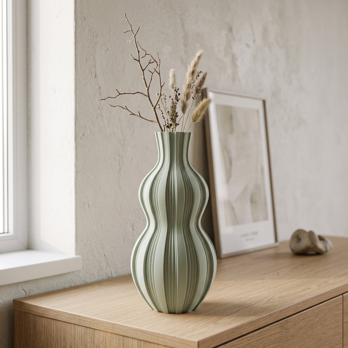 Jorik - Golvend Geribbeld Silhouet Moderne Vaas — sfeer (salie)