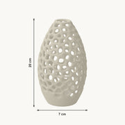 Petra - Geperforeerde Taps Toelopende Sculpturale Vaas — maat (creme-20cm)