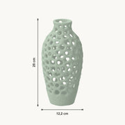 Ulani - Geperforeerde Organische Sculpturale Vaas — maat (salie-25cm)