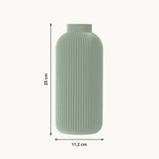 Maren - Verticaal Geribbelde Gestroomlijnde Minimalistische Vaas — maat (salie-25cm)
