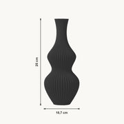 Oriel - Golvende Geribbelde Sculpturale Vaas — maat (zwart-25cm)